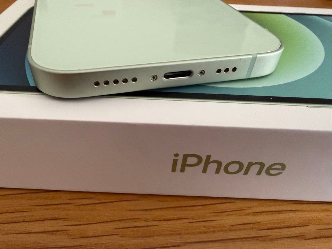 iPhone12 128GB グリーン　箱付き　ケーブル　初期化済