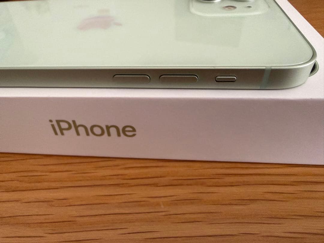 iPhone12 128GB グリーン　箱付き　ケーブル　初期化済