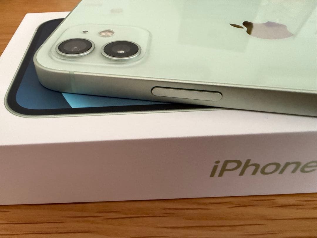 iPhone12 128GB グリーン　箱付き　ケーブル　初期化済