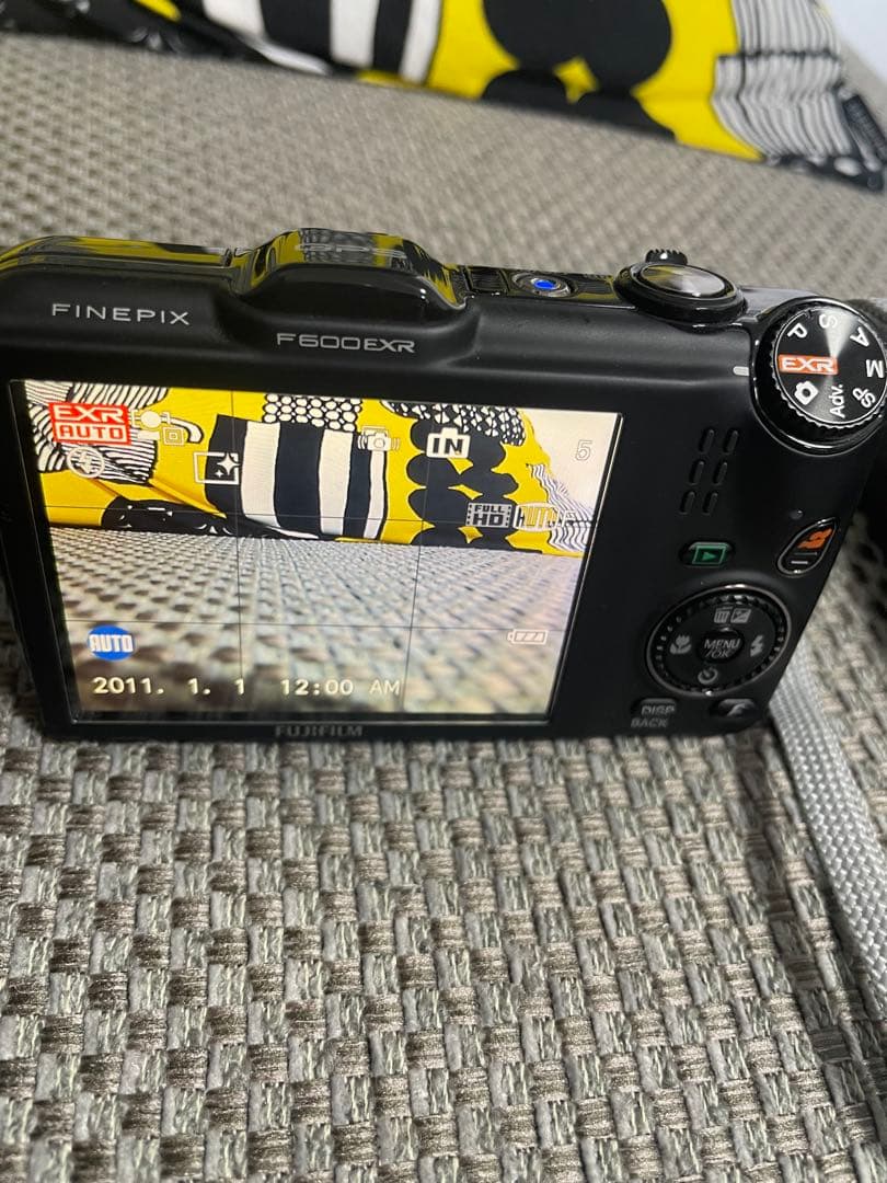 FUJIFILM FINEPIX F600EXR 本体