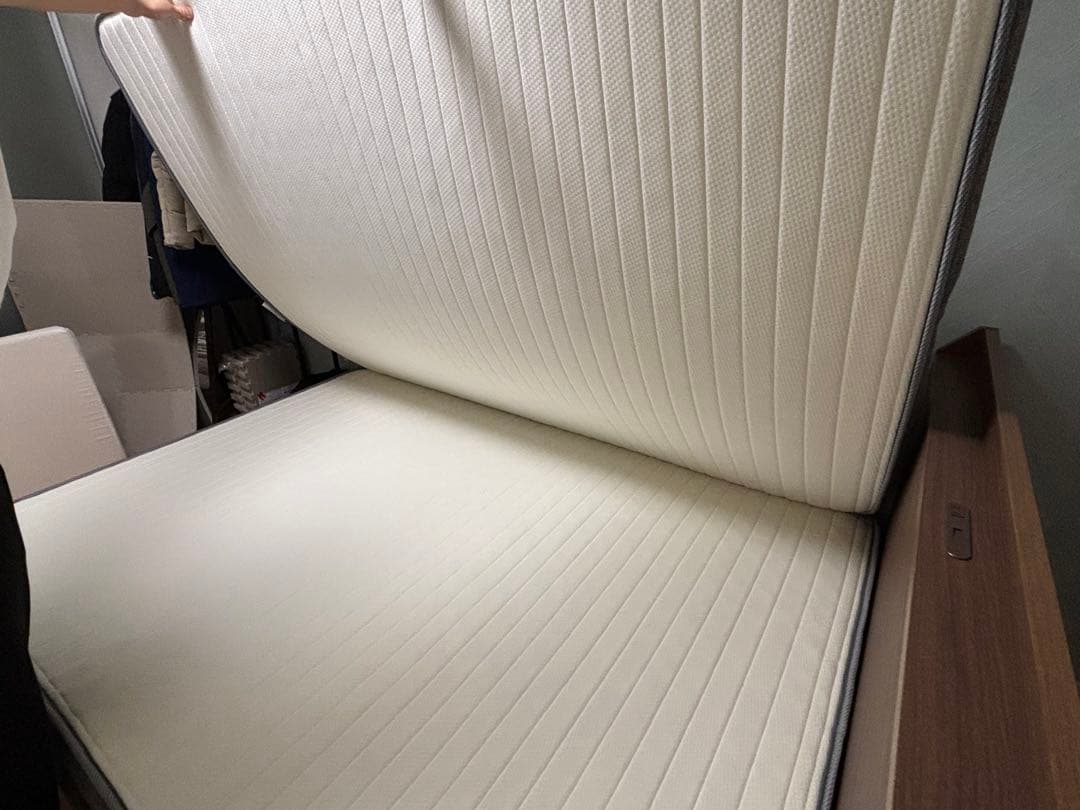 ダブルベッド フレーム+マットレス ニトリ