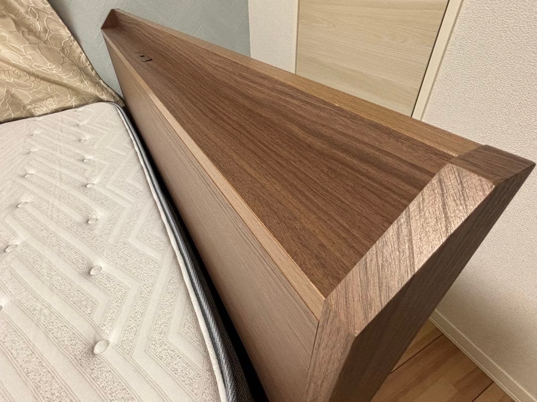 ダブルベッド フレーム+マットレス ニトリ