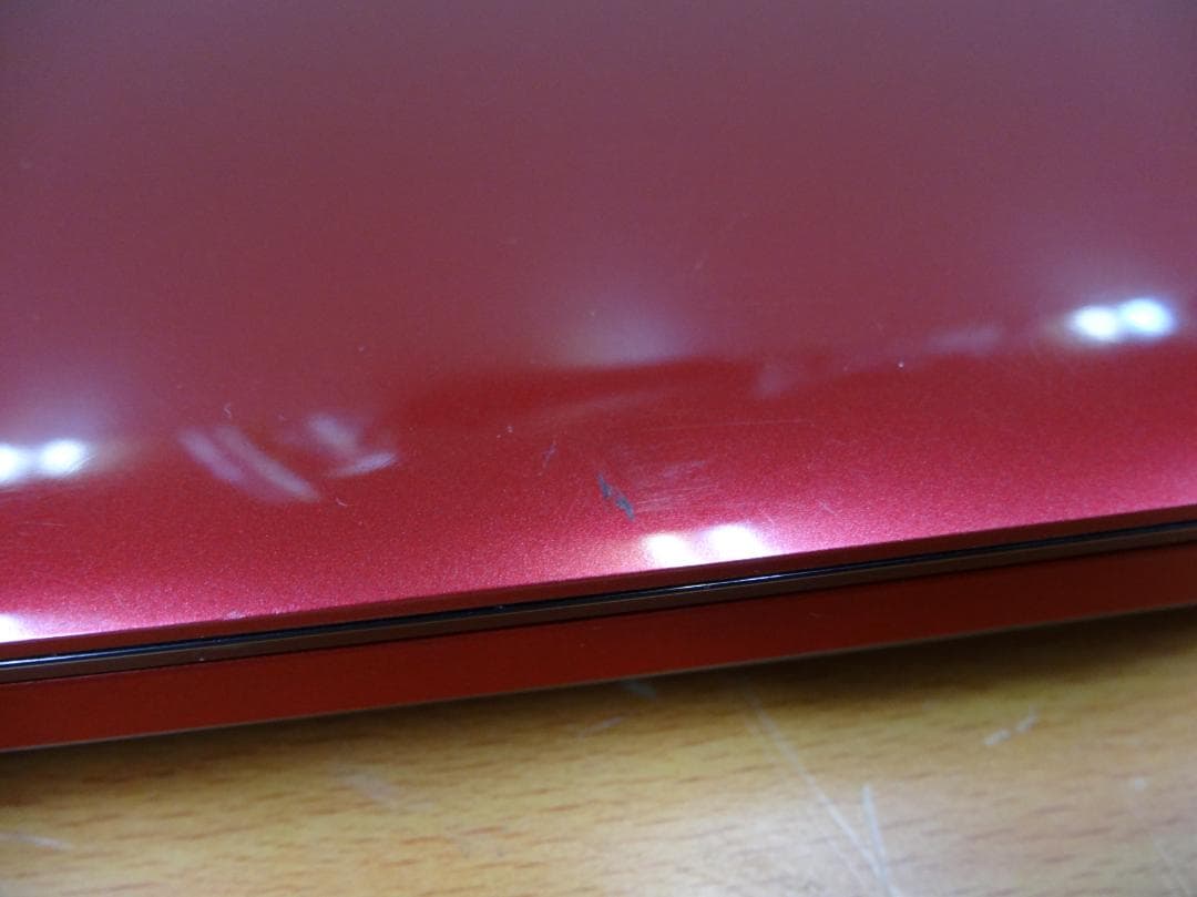 富士通 LIFEBOOK AH53/X (型番 FMVA53XRKS)