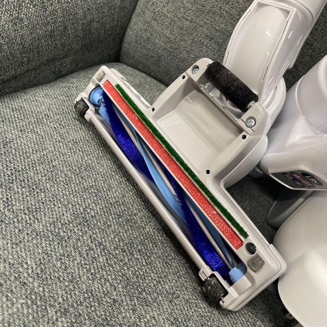 日立 紙パック式クリーナー　CV-KV70J