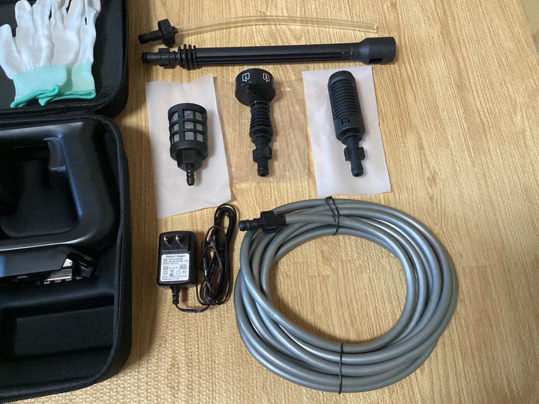 高圧洗浄機 コードレス 充電式 軽量 静音 最長120分連続使用可