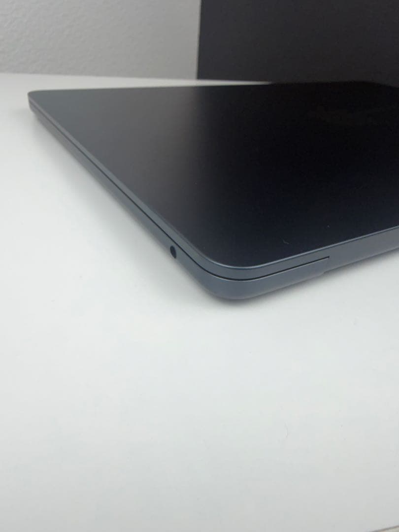 MacBook Air 13.6 A2681/メモリ16GB/256GB/