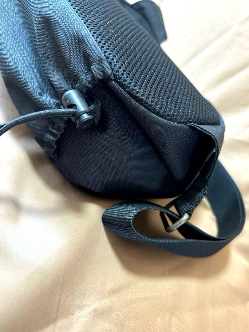 AYANOKOJI がま口ポシェット型ボディバッグ ブラック ショルダー