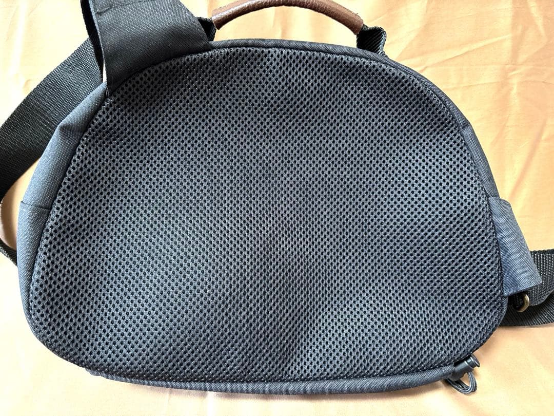 AYANOKOJI がま口ポシェット型ボディバッグ ブラック ショルダー