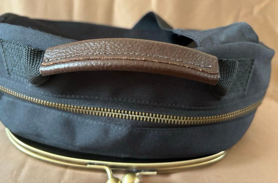 AYANOKOJI がま口ポシェット型ボディバッグ ブラック ショルダー