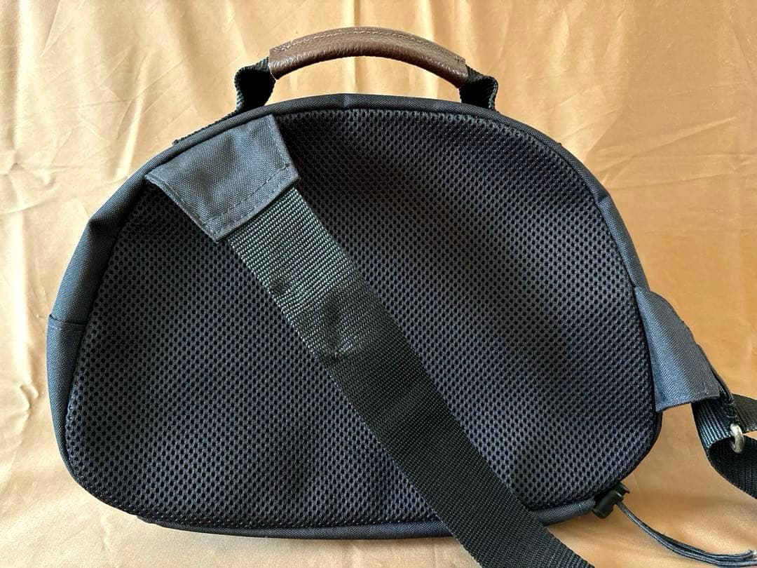 AYANOKOJI がま口ポシェット型ボディバッグ ブラック ショルダー