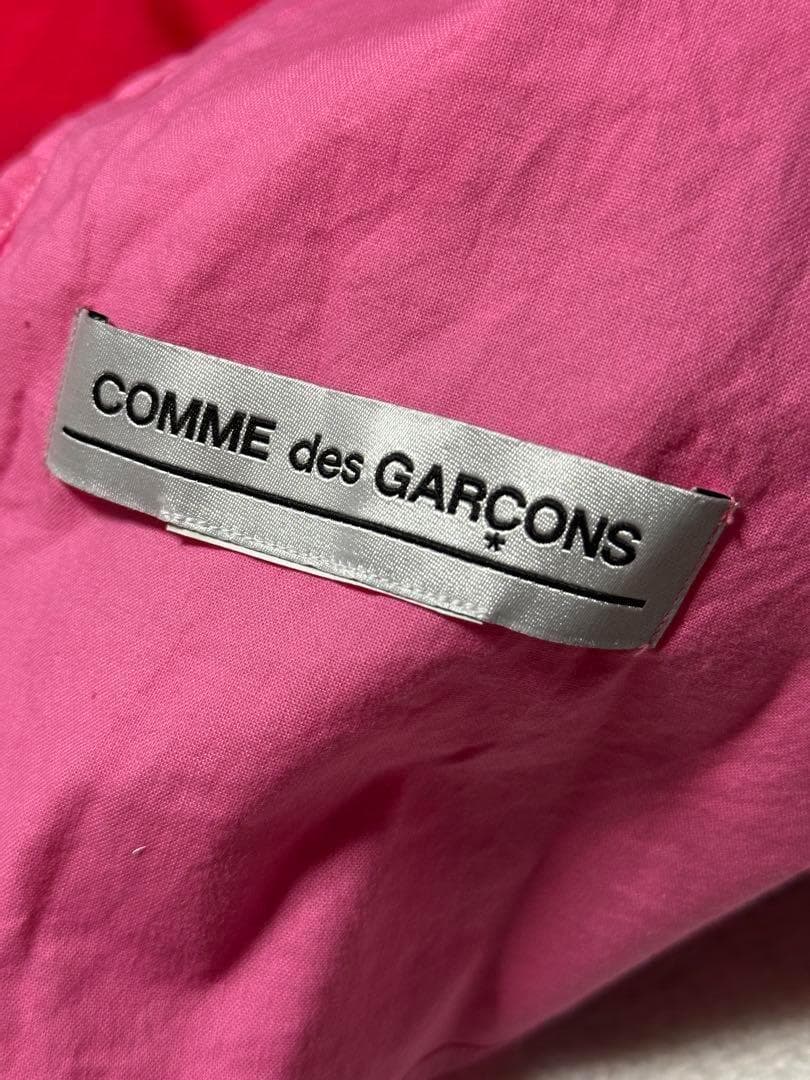 Comme des Garçons Logo Big Stall