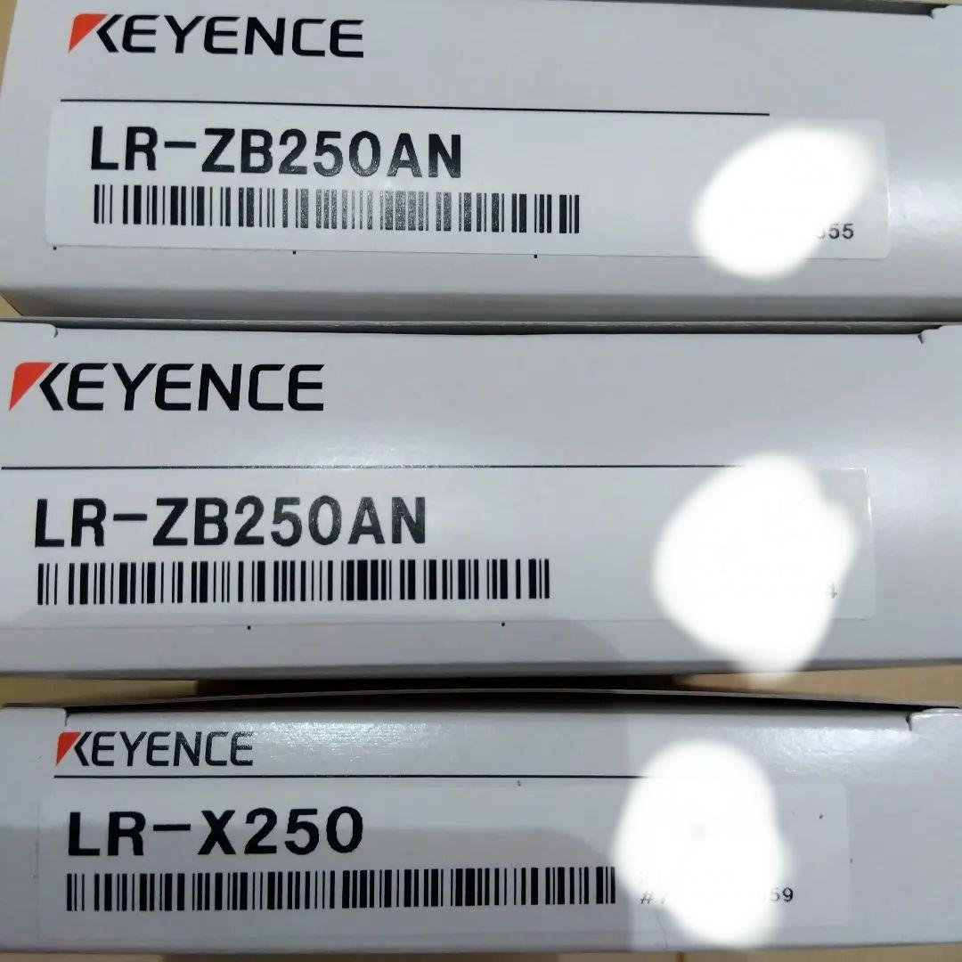 KEYENCE　LR-ZB250AN LR-X250
