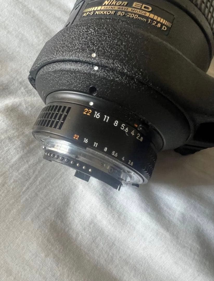 Nikon 80-200mm f/2.8D レンズ