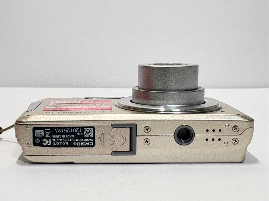 CASIO EXILIM EX-Z270 コンパクトカメラ コンデジ デジカメ