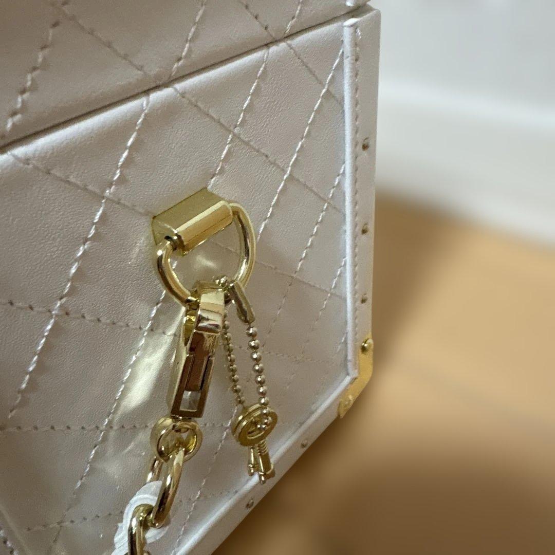 ホリデーエディション　エンジェル　ゴールド　シャンパン　限定　空箱　レザーラッチ