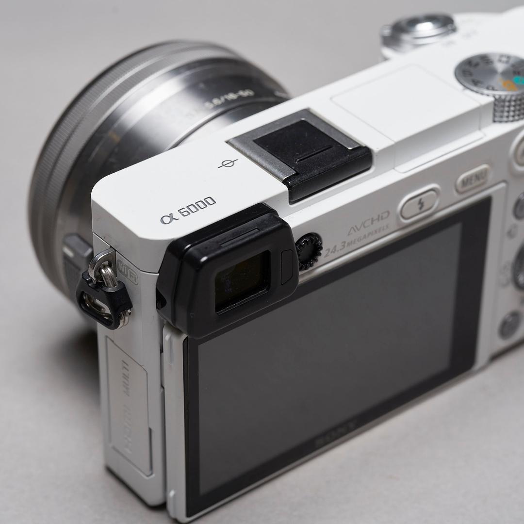 SONY α6000 E PZ 16-50mm OSS ILCE-6000