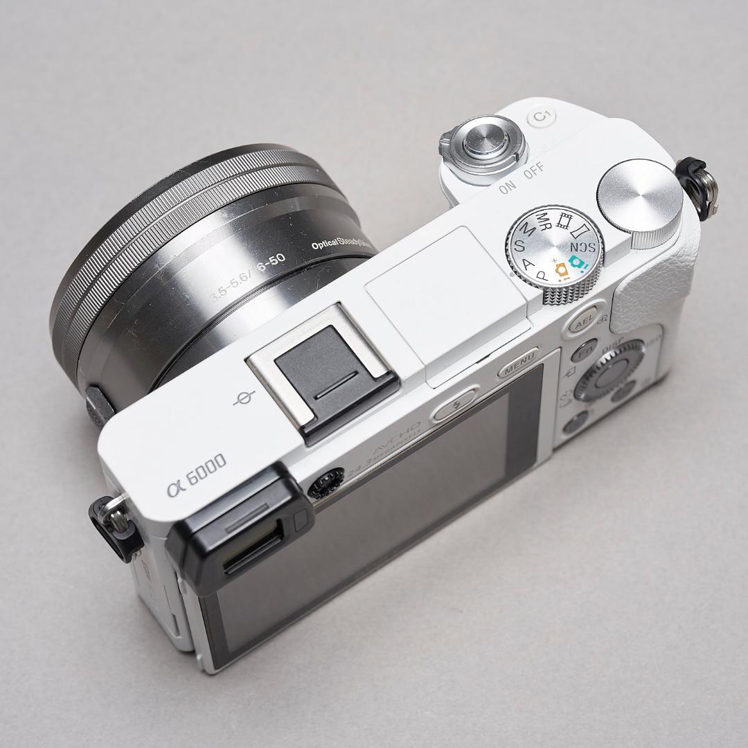 SONY α6000 E PZ 16-50mm OSS ILCE-6000