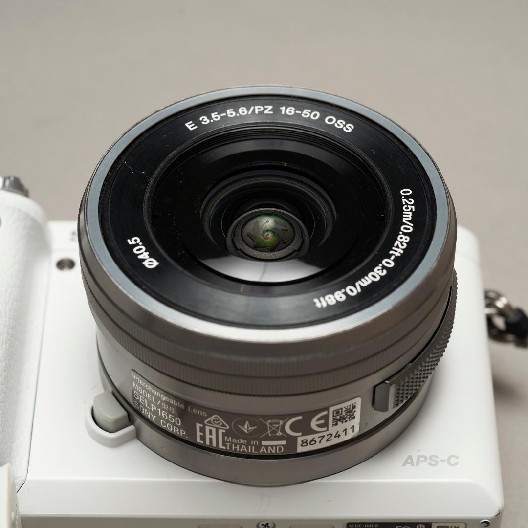 SONY α6000 E PZ 16-50mm OSS ILCE-6000