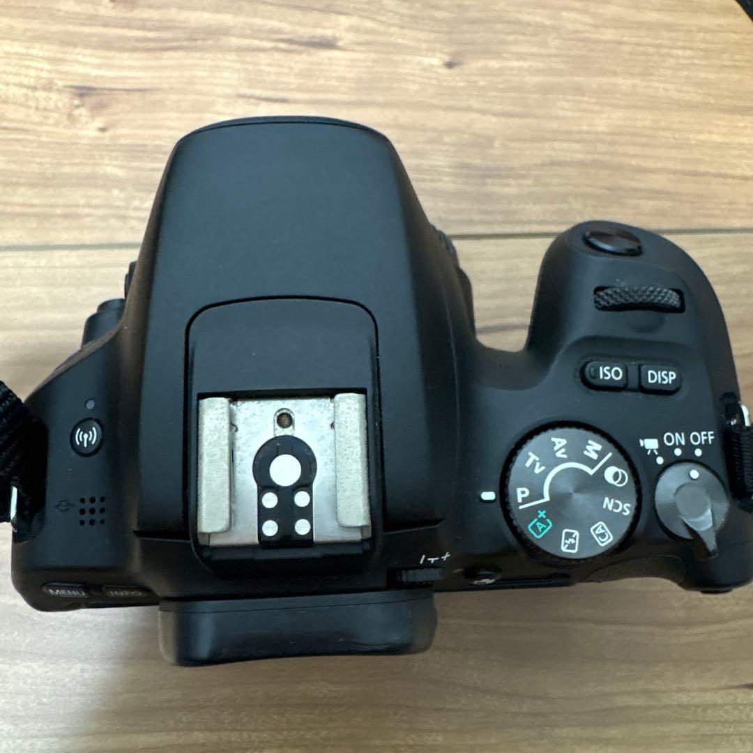 Canon EOS Kiss X9 ダブルレンズセット