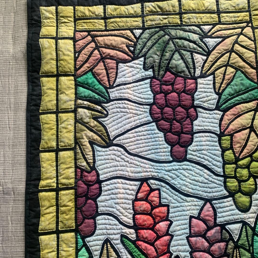 ハワイアンキルト ステンドグラスキルト 葡萄 ぶどう　大判　タペストリー