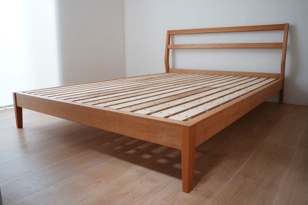 無印良品　タモ材・ダブルベッドフレーム