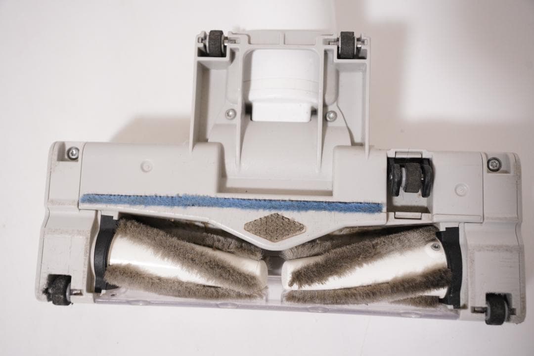 パナソニック　MC-NS100K　コードレス掃除機紙パック バッテリー新品