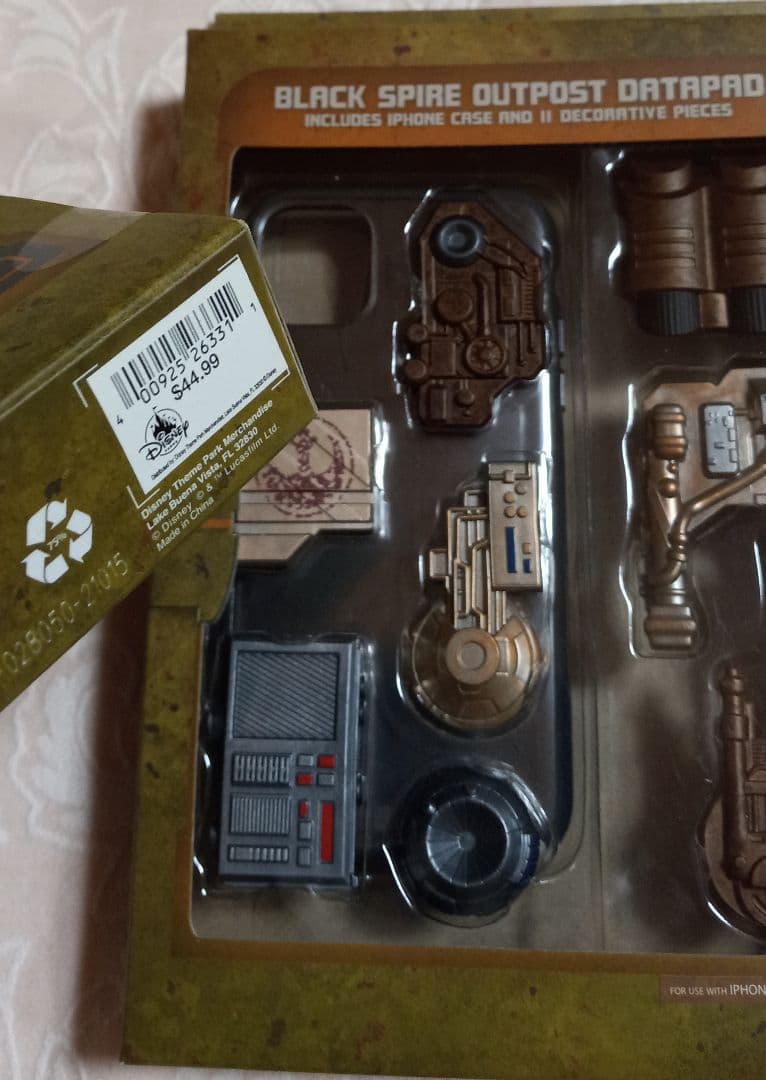 ディズニー 携帯ケース BLACK SPIRE OUTPOST DATAPAD