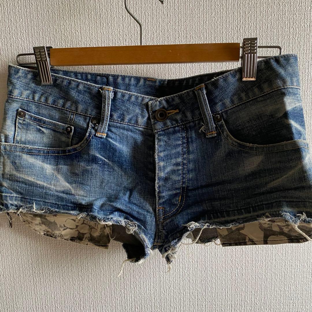 26 lgb ルグランブルー　デニム　ショートパンツ　スカル