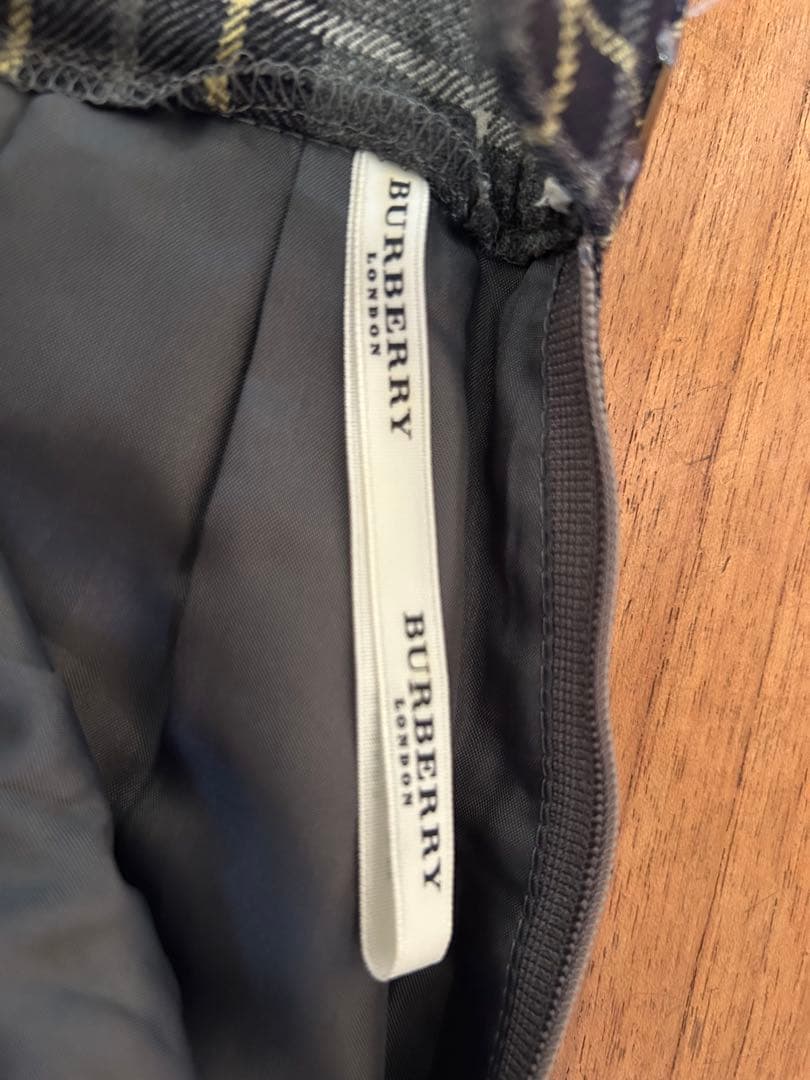 BURBERRY スーツ 卒業式　入学式　150センチ 美品