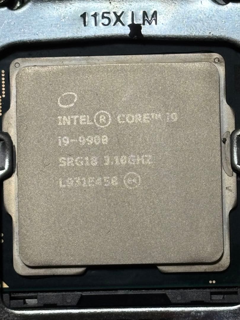 【動作確認済み】corei9 9900+白いマザーボード+簡易水冷セット