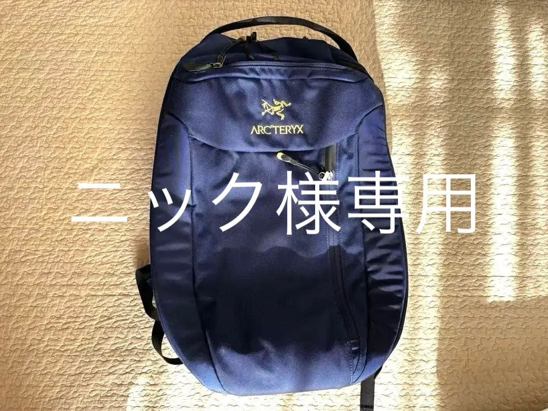 アークテリクス｜BEAMS別注｜ブレード24｜ネイビー