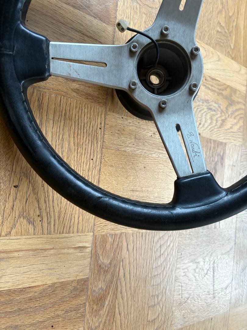 ナルディ　社外ハンドル