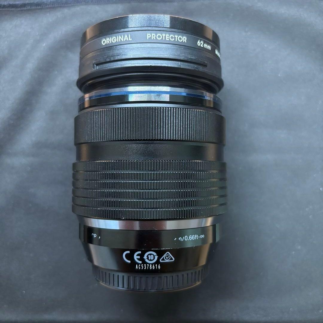 【スラック】OLYMPUS 12-40mm f/2.8 PRO