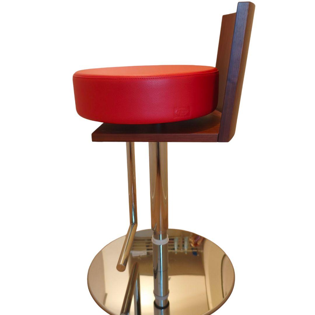 ポルトローナフラウ 赤　本革　スツール　カウンターチェア　ルスピーゲ