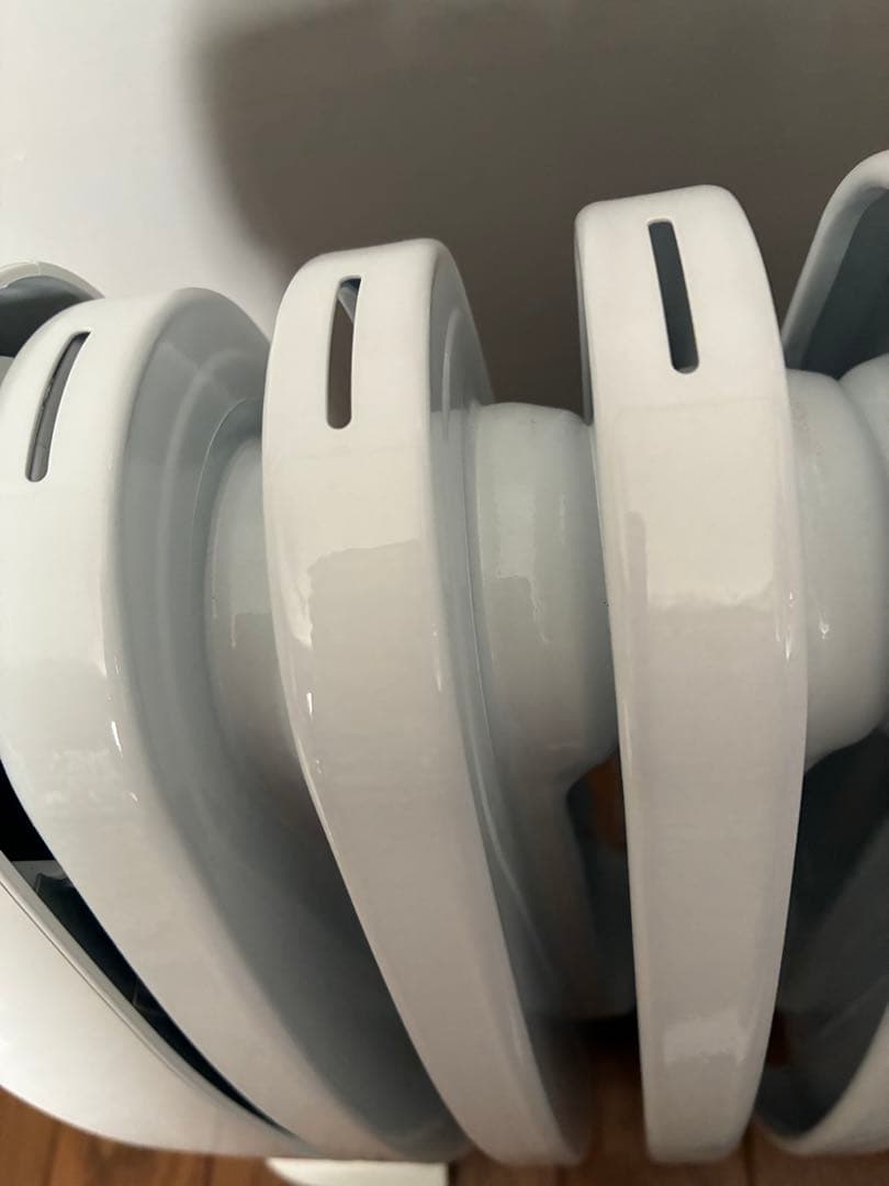 De'Longhi ミニオイルヒーター NJ0505E