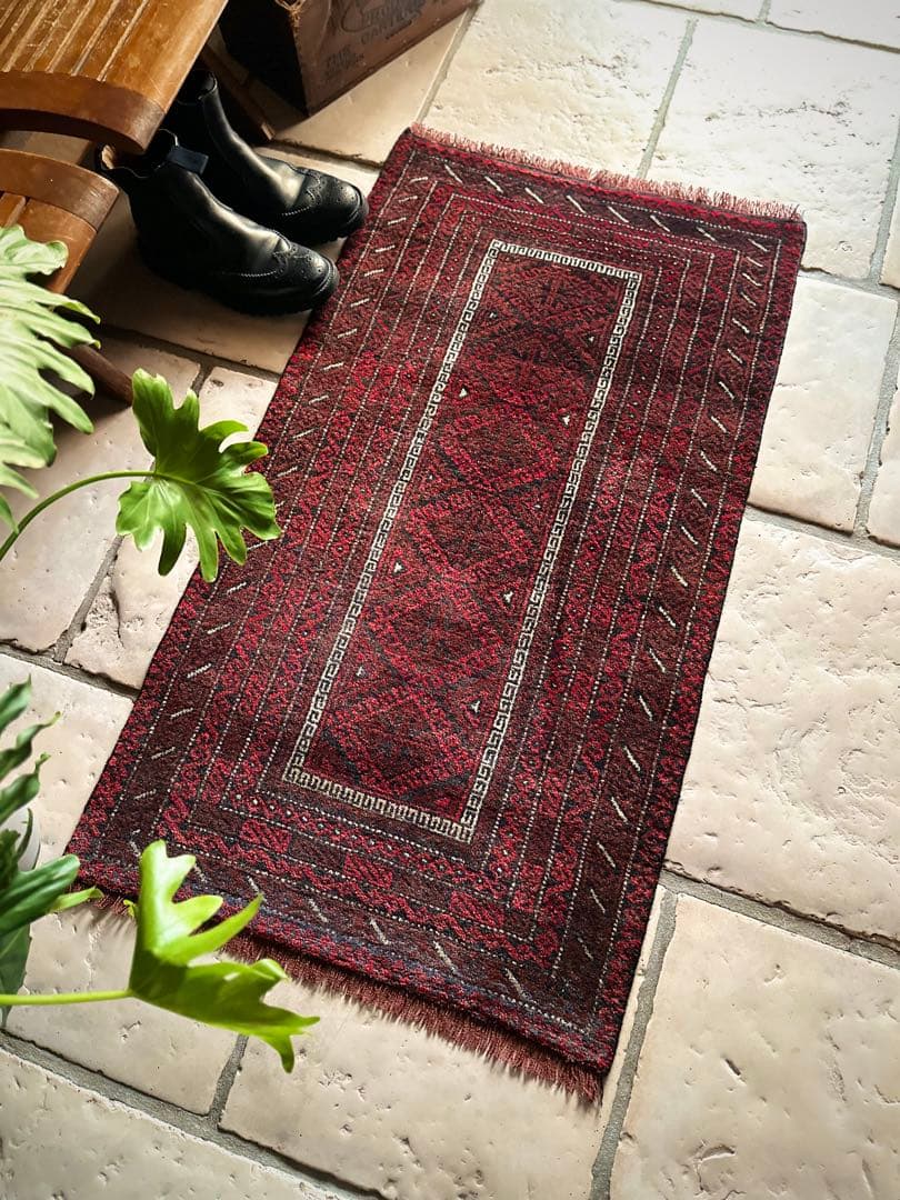 トライバルラグ　ヴィンテージラグ　アフガン　バルーチ族　プリミティブアート　美品