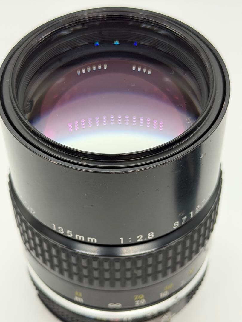 Nikkor 135mm f/2.8 レンズ