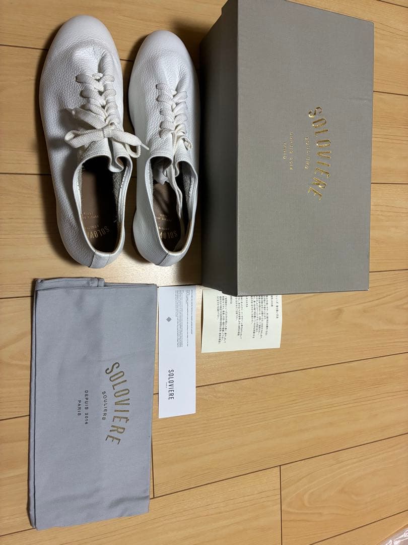 未使用　SOLOVIERE ソロヴィエール　レザーシューズ