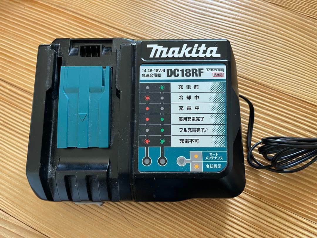 makita マキタ　CL282FD充電式コードレス掃除機