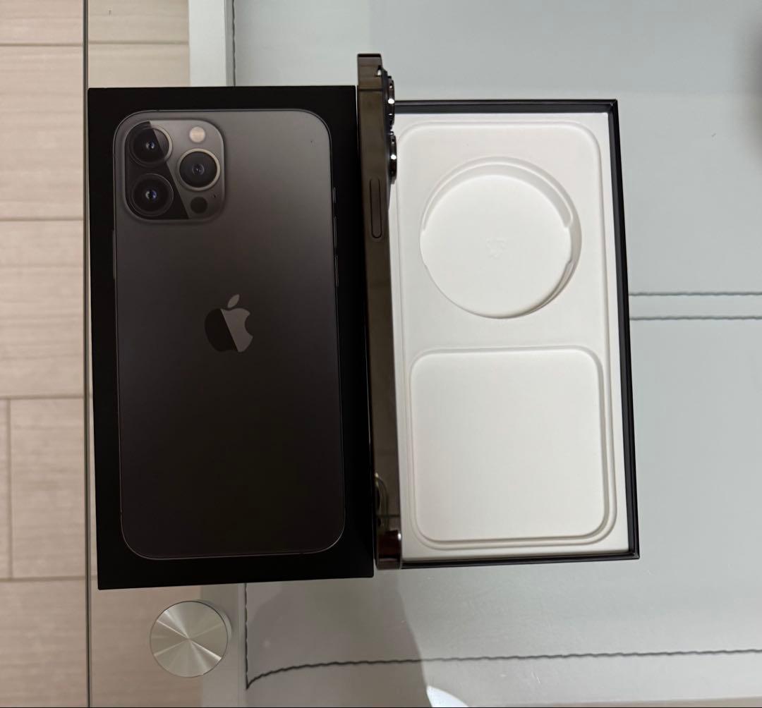 Apple iPhone 13 Pro Max 256GB グラファイト