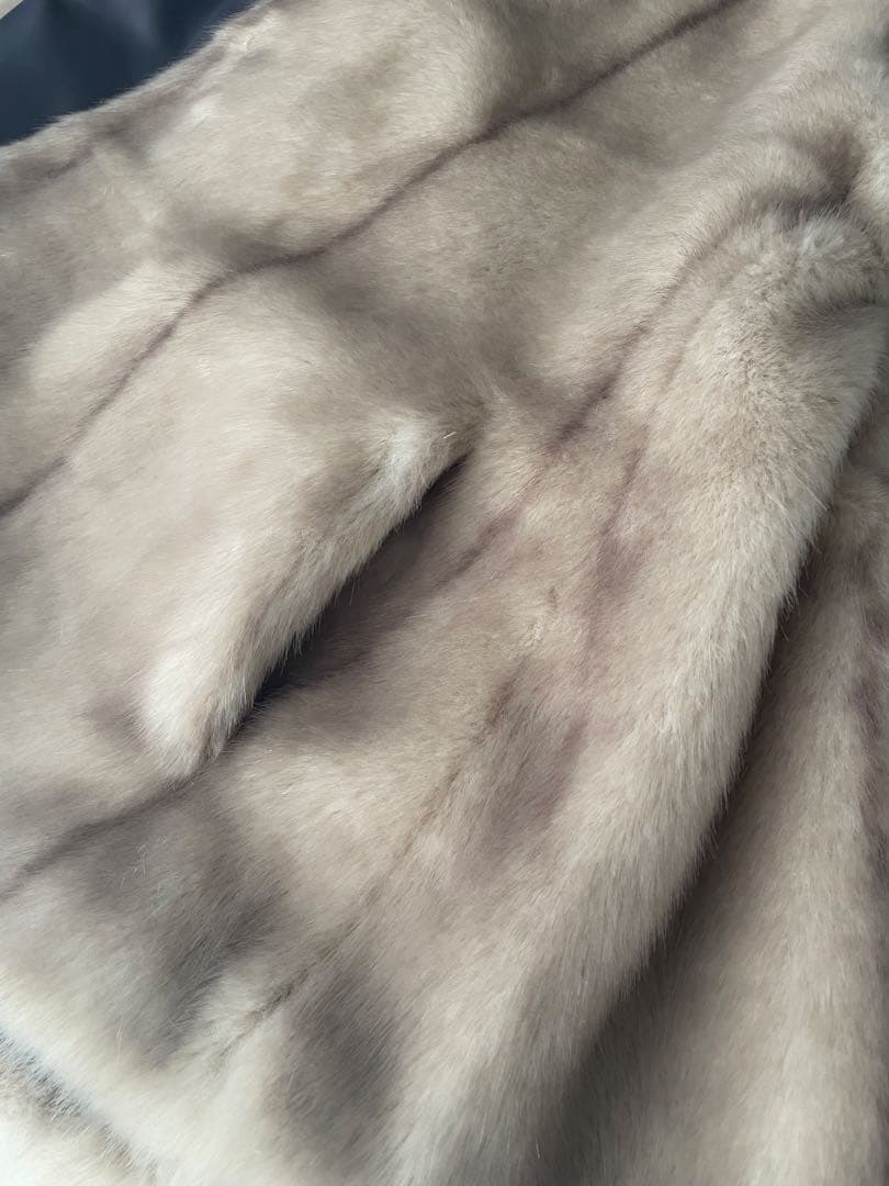 ENUE フェイクファーベスト