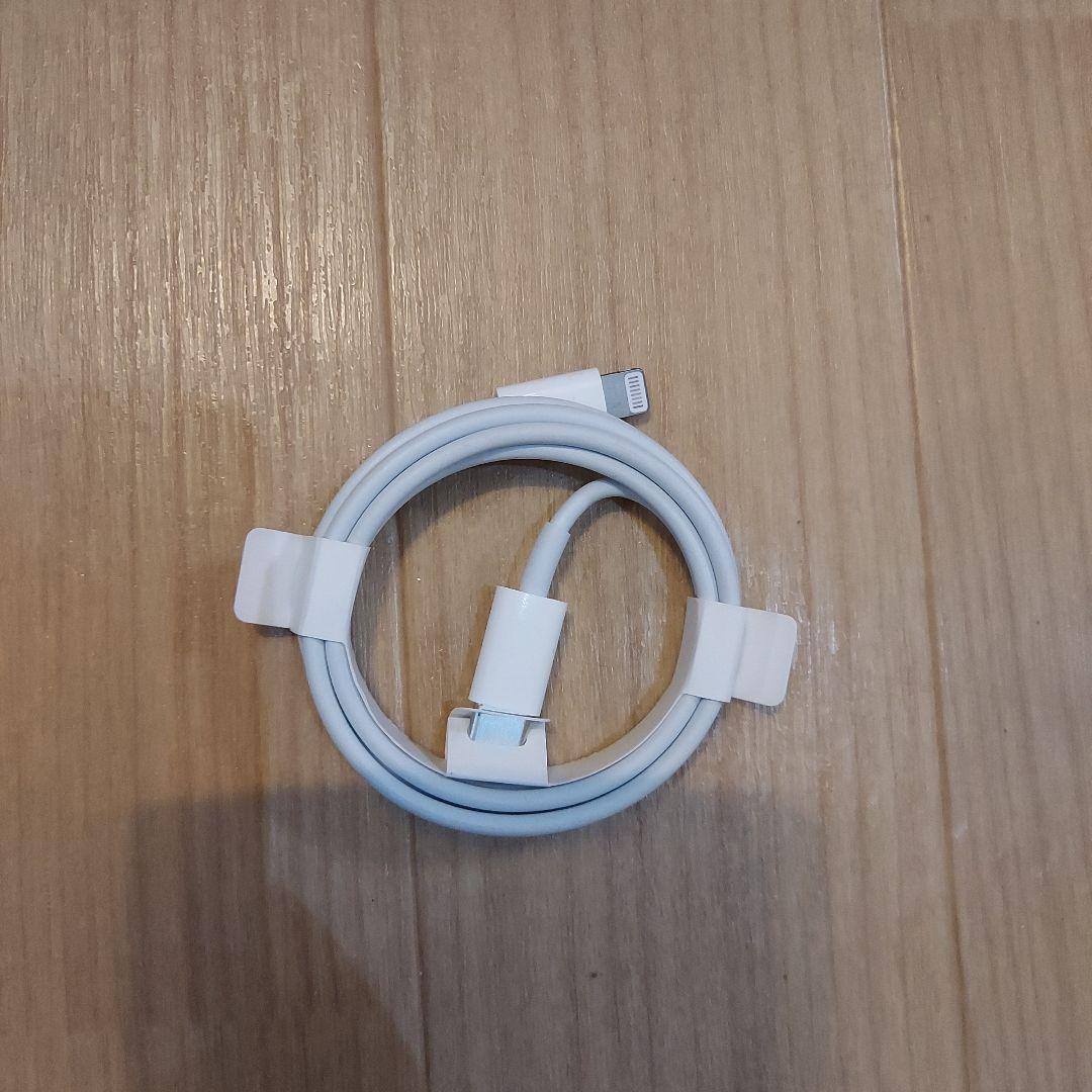 iPad(第8世代)128G　ApplePencil　SmartKeyboard