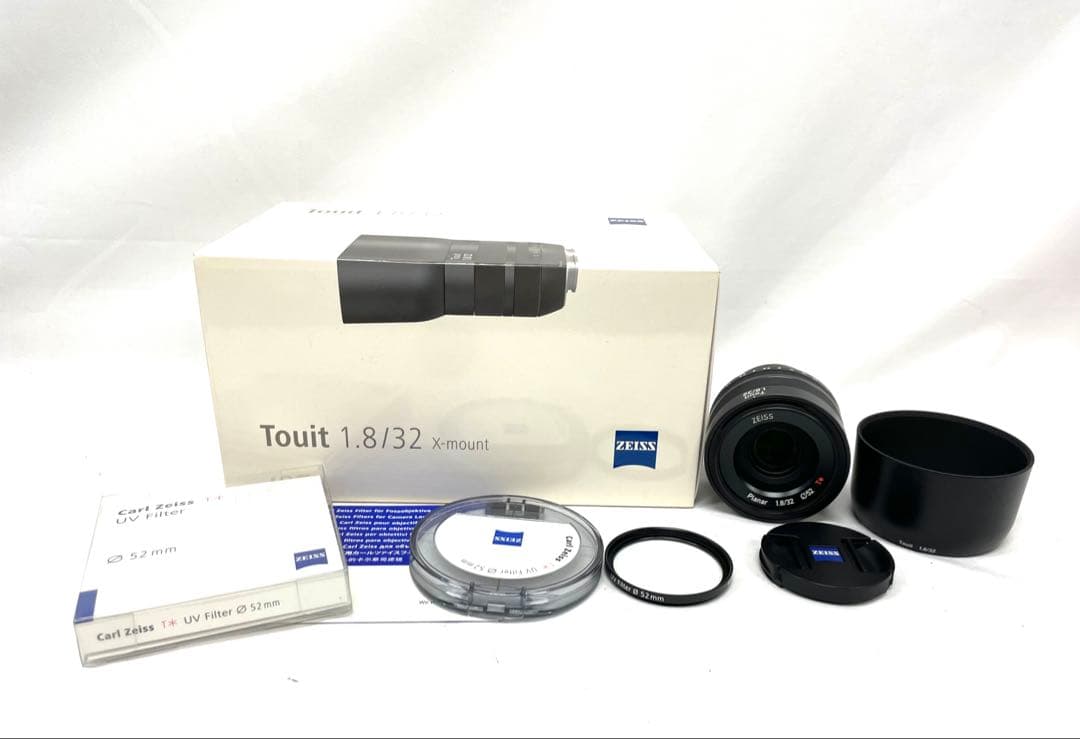 Carl Zeiss Touit Planar 32mm F1.8 Xマウント