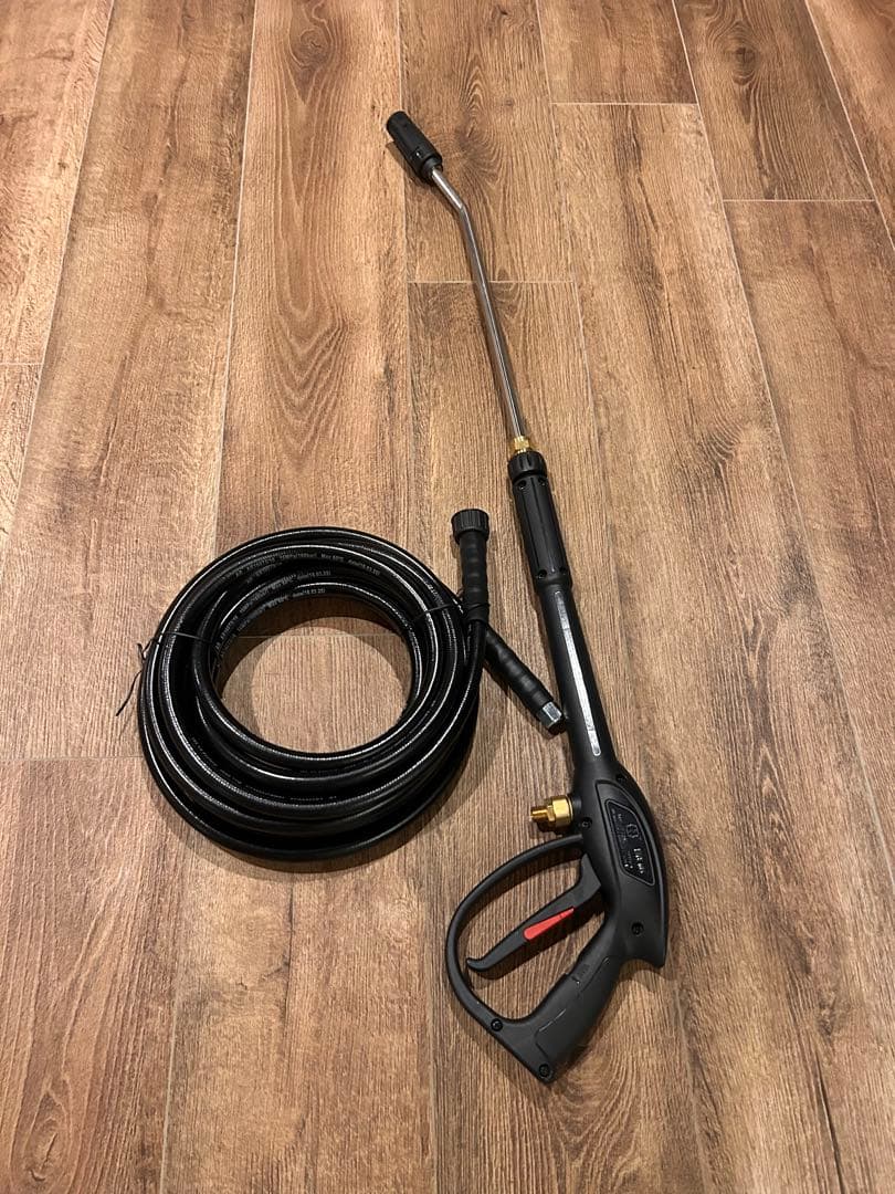 アサダ高圧洗浄機　純正品　新品未使用ガンと ホース　　NEWモデル