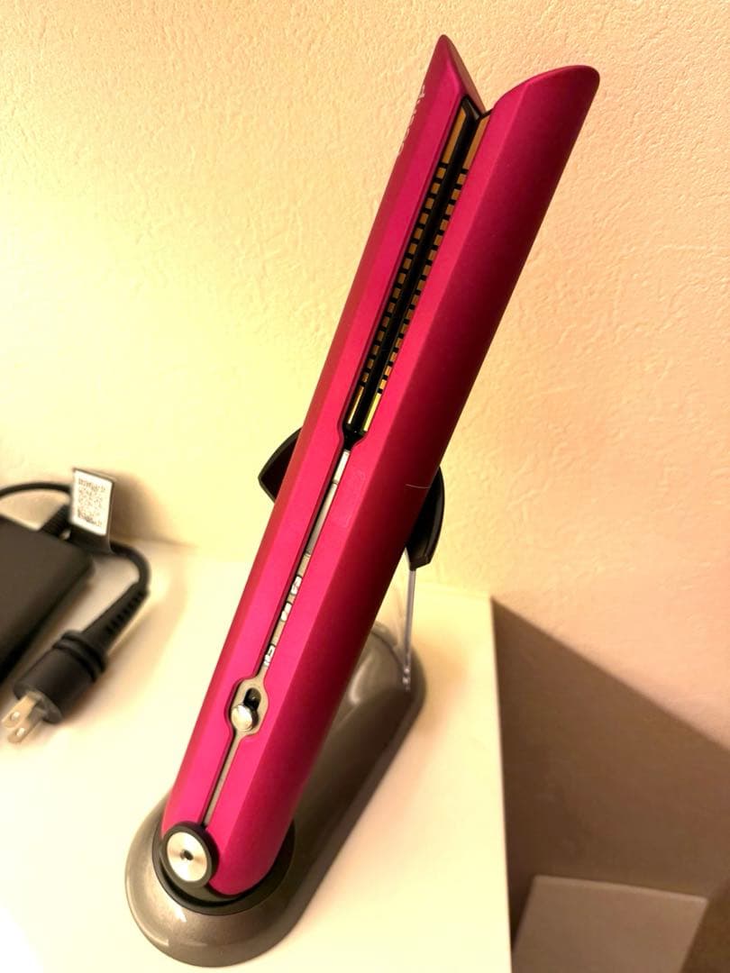 ダイソン Dyson Corrale ヘアアイロン ストレートアイロンほぼ新品！