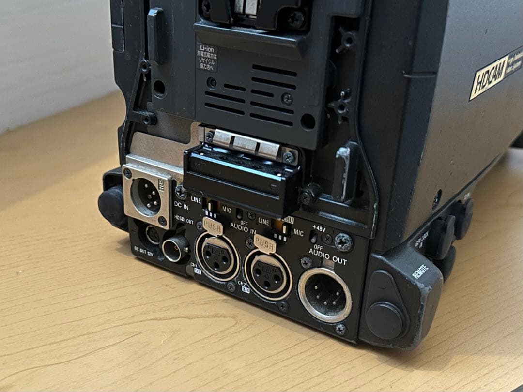 ビデオカメラ HDW-F900R