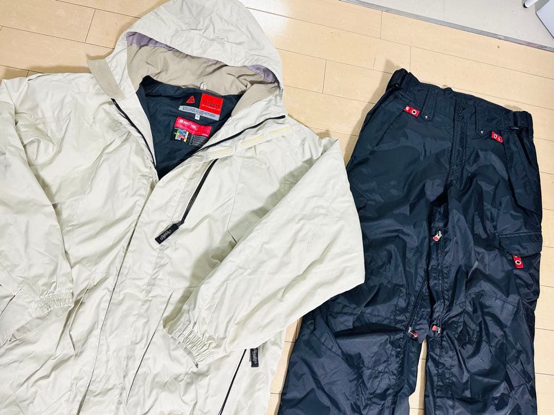 COLMAR × mistral スノーウェア　スキー　スノーボード