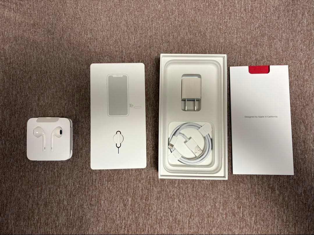 【美品】iPhone XR 128GB SIM フリー バッテリー80%