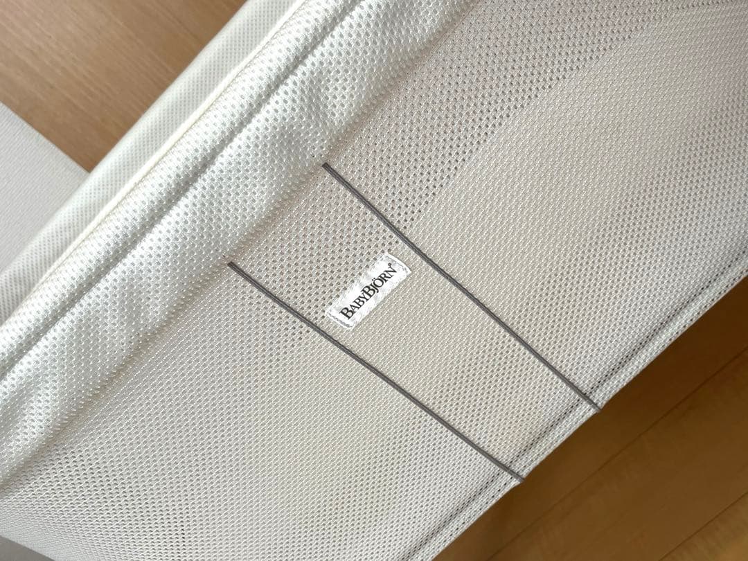 美品　ベビービョルン　クレードルハーモニー キャノピーつき