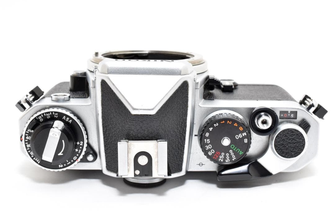 超美品 NIKON FE シルバー フィルムカメラ　モルト新品交換済 H254